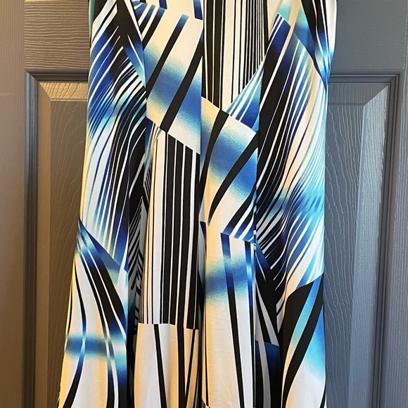 Chabra dress, size Small - Picture 3 of 3